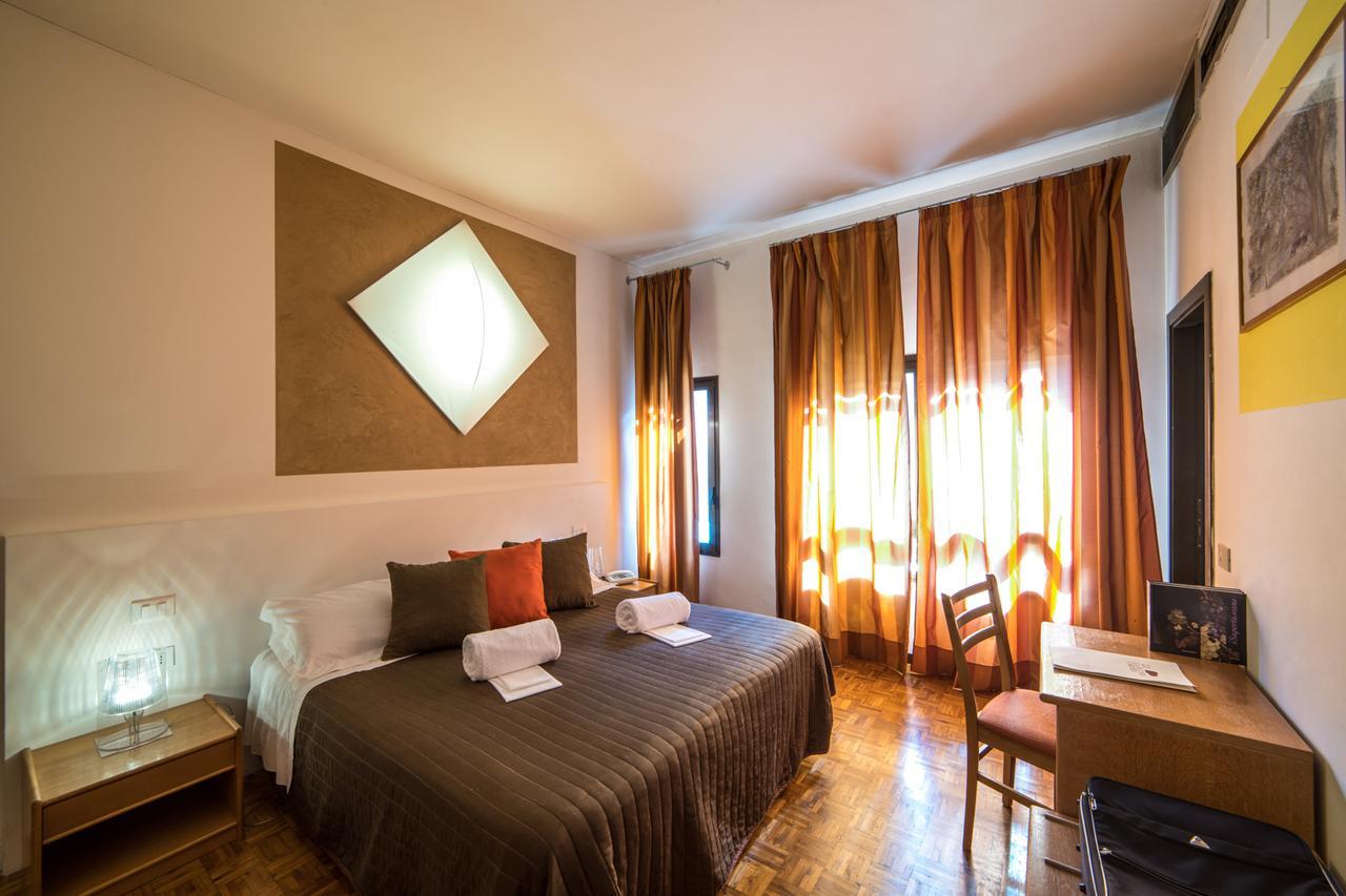 La Vecchia Cartiera Hotell Colle Val D'Elsa Eksteriør bilde